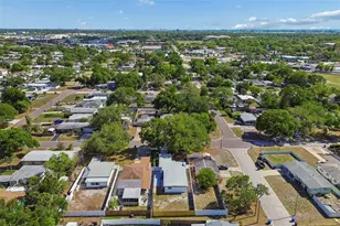 7439 37th Ave N, Saint Petersburg, FL 33710 - Photo 71