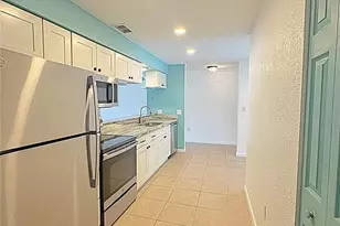 12261 Sailwinds Dr, Largo, FL 33773 - Photo 5