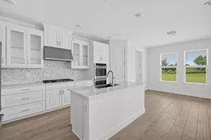 11270 Kingly Ln, Odessa, FL 33556 - Photo 7