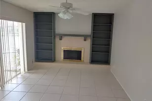 525 Moreno Cir NE, Saint Petersburg, FL 33703 - Photo 7