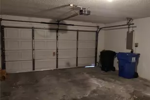 525 Moreno Cir NE, Saint Petersburg, FL 33703 - Photo 17