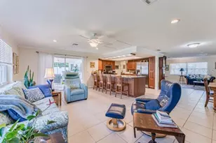 13940 Joyce Dr, Largo, FL 33774 - Photo 21