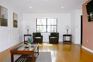 3201 Bartlett St, Spring Hill, FL 34606 - Photo 3