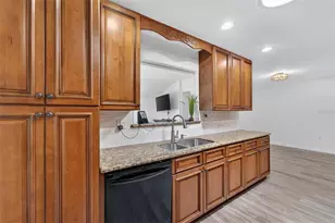 1810 Milford Cir, Sun City Center, FL 33573 - Photo 13