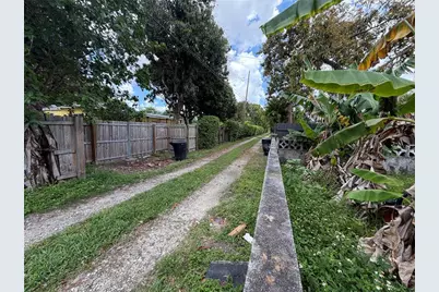 73 Ludlam Drive, Miami Springs, FL 33166 - Photo 31