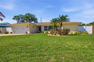 2990 Meadow Oak Dr N, Clearwater, FL 33761 - Photo 3