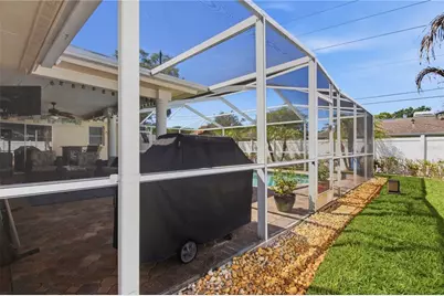 2990 Meadow Oak Drive N, Clearwater, FL 33761 - Photo 53