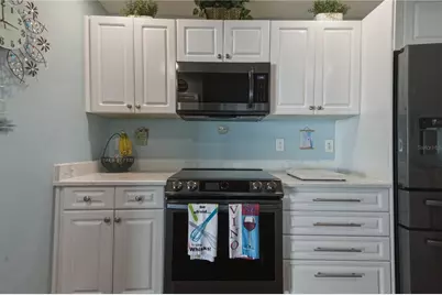 2990 Meadow Oak Drive N, Clearwater, FL 33761 - Photo 19