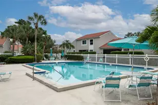 491 St Tropez Cir NE, Saint Petersburg, FL 33703 - Photo 45