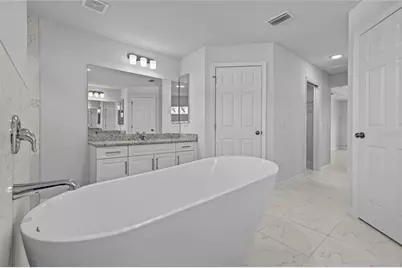 710 NW 2nd Lane, Cape Coral, FL 33993 - Photo 15