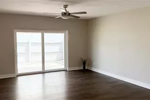 6919 Place De La Paix, Saint Petersburg, FL 33707 - Photo 21
