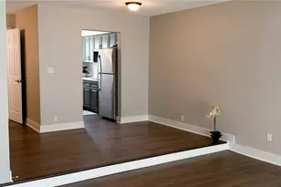 6919 Place De La Paix, Saint Petersburg, FL 33707 - Photo 17