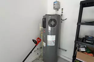 406 North Blvd E, Davenport, FL 33837 - Photo 9