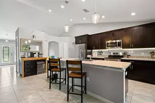 12015 Phoenix Ave, Weeki Wachee, FL 34614 - Photo 11