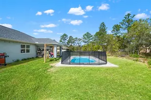 12015 Phoenix Ave, Weeki Wachee, FL 34614 - Photo 41