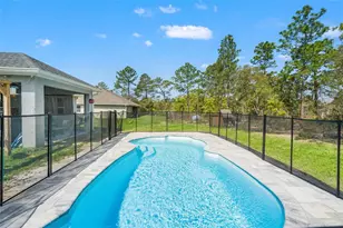 12015 Phoenix Ave, Weeki Wachee, FL 34614 - Photo 31