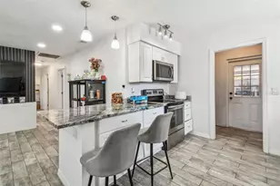 4005 W Tyson Ave, Tampa, FL 33611 - Photo 11