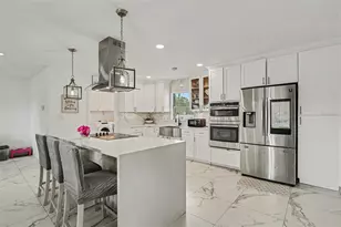 3101 S Kings Ave, Brandon, FL 33511 - Photo 9