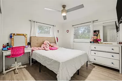 3101 S Kings Avenue, Brandon, FL 33511 - Photo 23