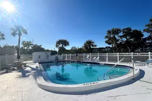 4550 Overlook Dr NE, Saint Petersburg, FL 33703 - Photo 21