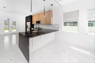 902 W Sligh Ave, Tampa, FL 33604 - Photo 13