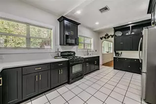 1238 S Highland Park Dr, Lake Wales, FL 33898 - Photo 13