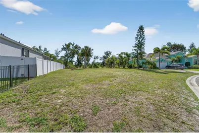 806 Greenview Drive, Apollo Beach, FL 33572 - Photo 9