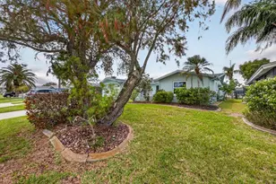 4953 Blue Heron Dr, New Port Richey, FL 34652 - Photo 43