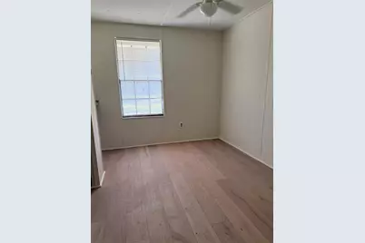 37021 Pauls Drive, Zephyrhills, FL 33541 - Photo 19