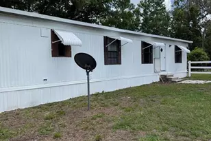 37021 Pauls Dr, Zephyrhills, FL 33541 - Photo 9