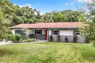 8923 N Arrawana Ave, Tampa, FL 33614 - Photo 1