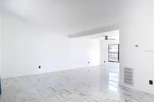 4012 Braesgate Ln, Tampa, FL 33624 - Photo 7