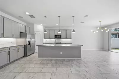 11009 Green Harvest Drive, Riverview, FL 33578 - Photo 9