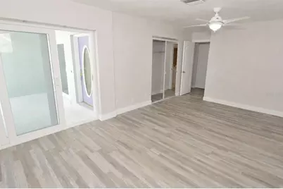 143 N Boca Ciega Point, Saint Petersburg, FL 33708 - Photo 21