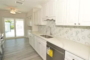 143 N Boca Ciega Point, Saint Petersburg, FL 33708 - Photo 15