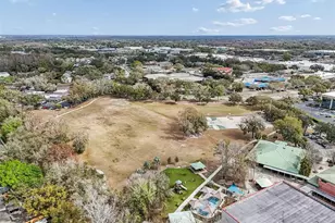 15824 Knollview Dr, Tampa, FL 33624 - Photo 95