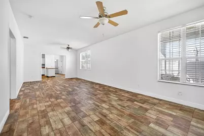 6450 Ashville Dr, Zephyrhills, FL 33542 - Photo 9