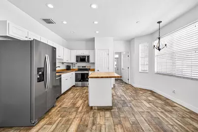 6450 Ashville Dr, Zephyrhills, FL 33542 - Photo 21