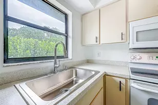 629 Albritton Ave, Sarasota, FL 34232 - Photo 49