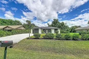 629 Albritton Ave, Sarasota, FL 34232 - Photo 17