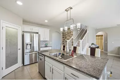 8201 Bilston Village Lane, Gibsonton, FL 33534 - Photo 11