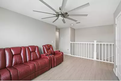 8201 Bilston Village Lane, Gibsonton, FL 33534 - Photo 17