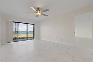 7540 Sunshine Skyway Ln S, Saint Petersburg, FL 33711 - Photo 15