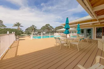 2106 Pelican Court, Tarpon Springs, FL 34689 - Photo 97