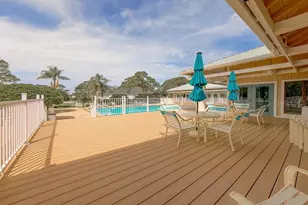 2106 Pelican Ct, Tarpon Springs, FL 34689 - Photo 97