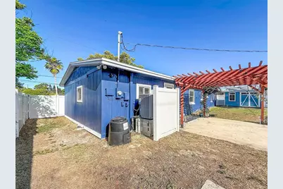 7401 16th St N, Saint Petersburg, FL 33702 - Photo 37