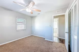 7401 16th St N, Saint Petersburg, FL 33702 - Photo 31