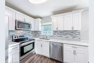 7401 16th St N, Saint Petersburg, FL 33702 - Photo 13