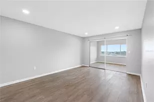 100 Bluff View Dr, Belleair Bluffs, FL 33770 - Photo 31