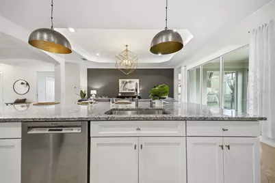 12241 Perennial Place, Lakewood Ranch, FL 34211 - Photo 13